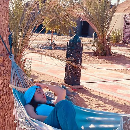 Merzouga Glamping Camp ภายนอก รูปภาพ