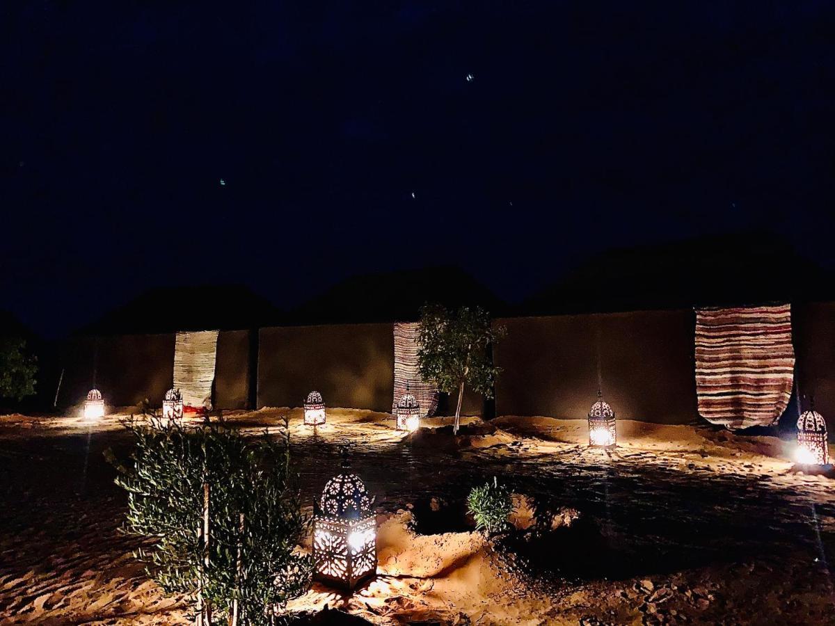 Merzouga Glamping Camp ภายนอก รูปภาพ