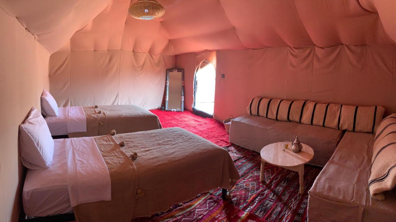 Merzouga Glamping Camp ภายนอก รูปภาพ