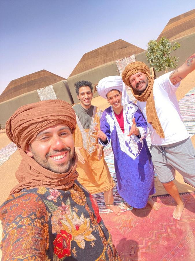 Merzouga Glamping Camp ภายนอก รูปภาพ