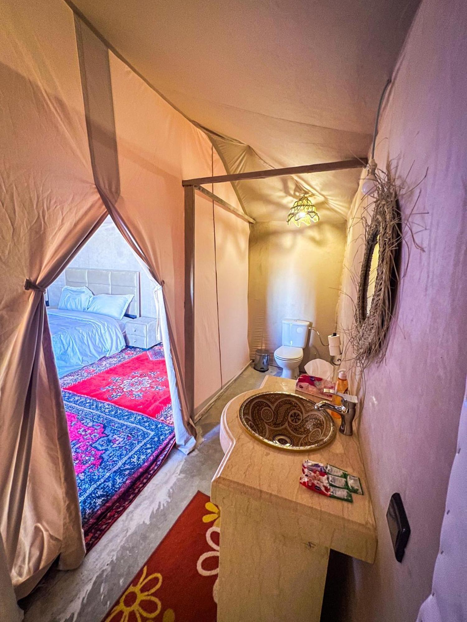 Merzouga Glamping Camp ภายนอก รูปภาพ