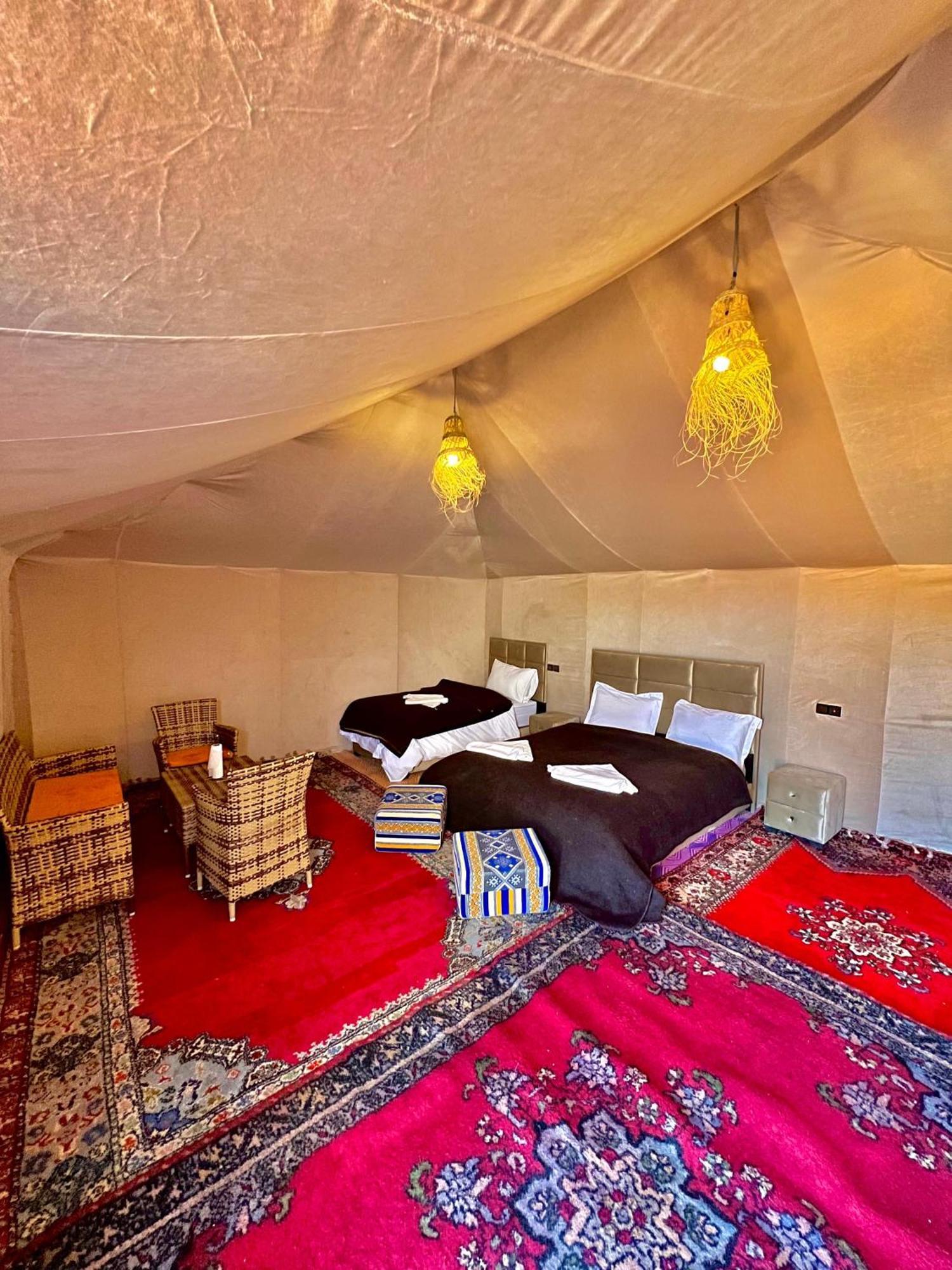 Merzouga Glamping Camp ภายนอก รูปภาพ