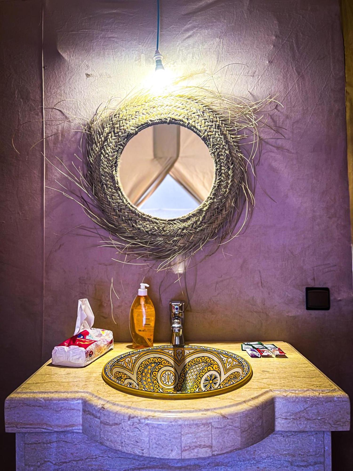 Merzouga Glamping Camp ภายนอก รูปภาพ